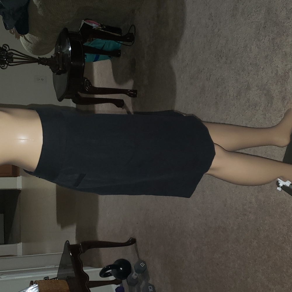 Banana Republic 6 simple black skirt back pockets - Picture 4 of 7